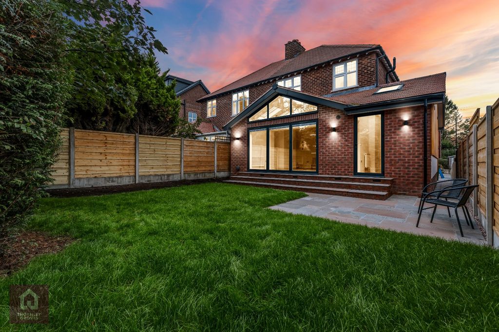 Property photo 2 of 35 Picture No. 54