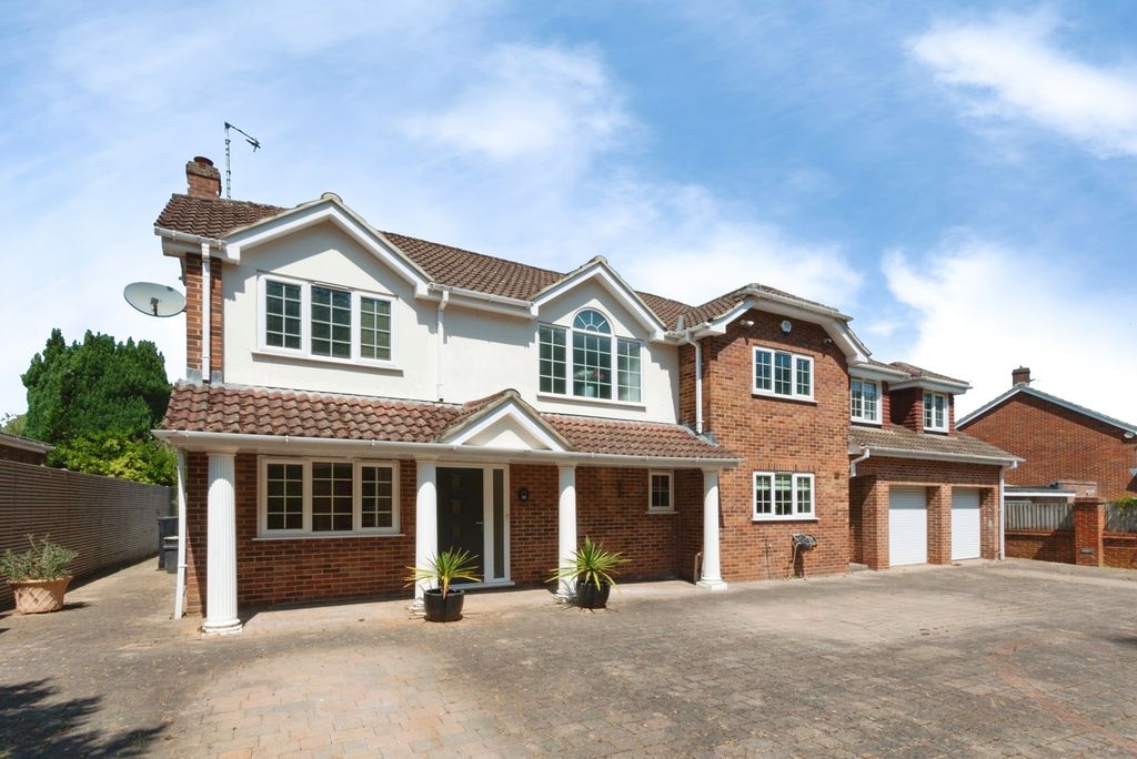 Property photo 1 of 20 Pbox-Img.Jpg