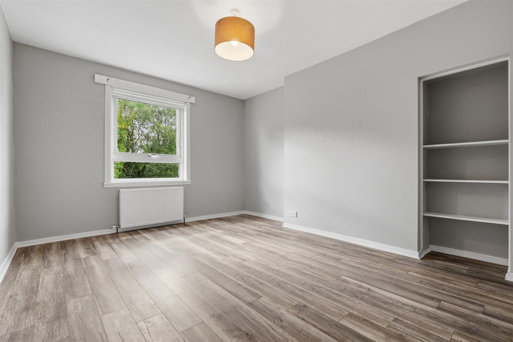 Property photo 3 of 26 Crum8174.Jpg