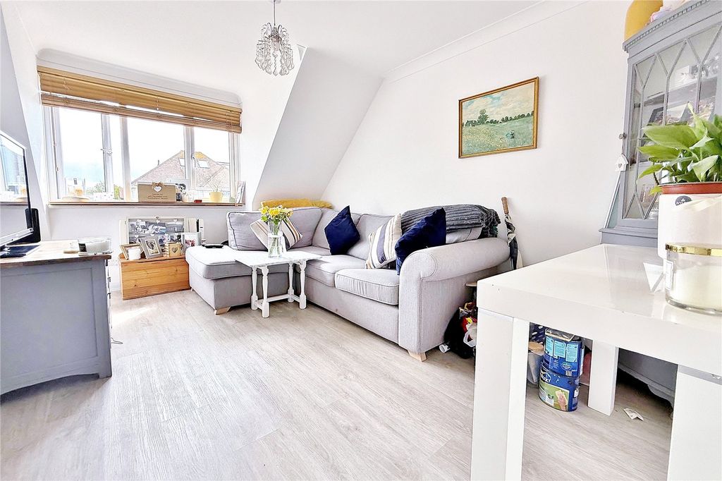 Property photo 3 of 13 Picture No. 07