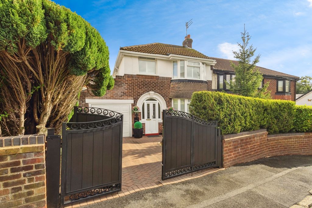 Property photo 1 of 17 Photo