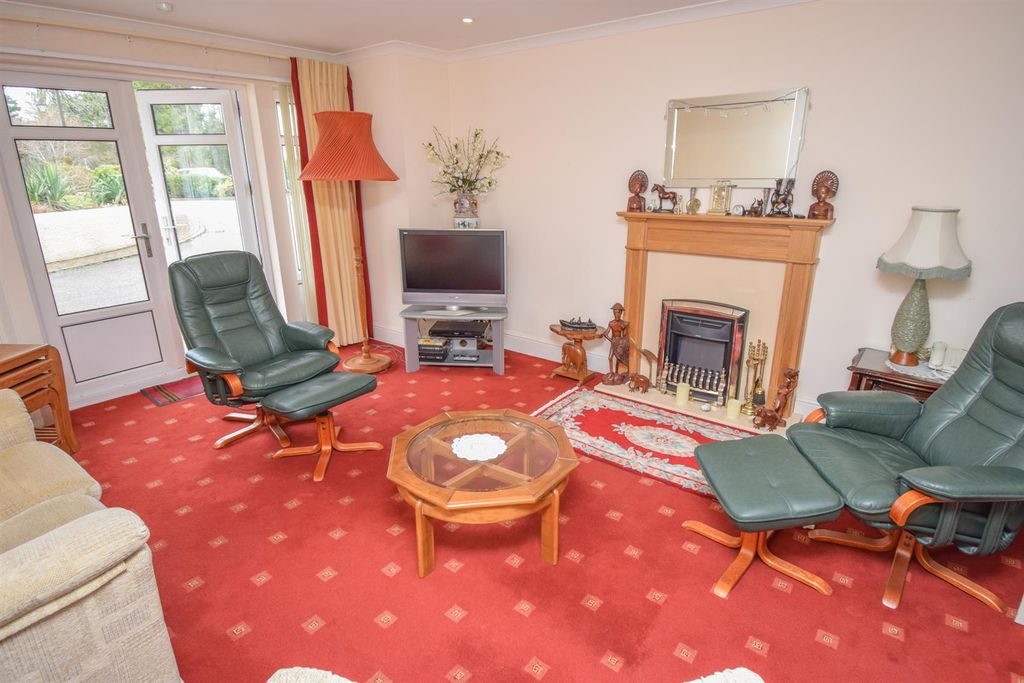 Additional image 12 of 2 bed flat for sale3 Islands House, Islands Court, Islands Bank Road, Inverness IV2