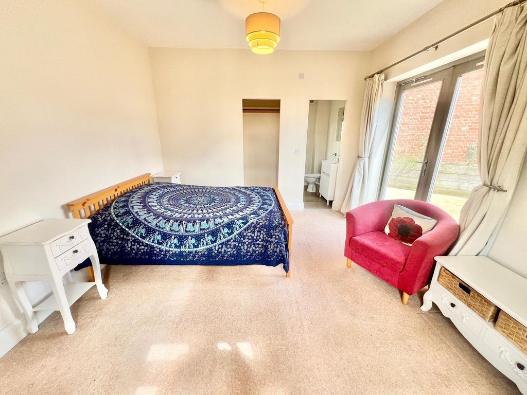 Property photo 3 of 13 Front