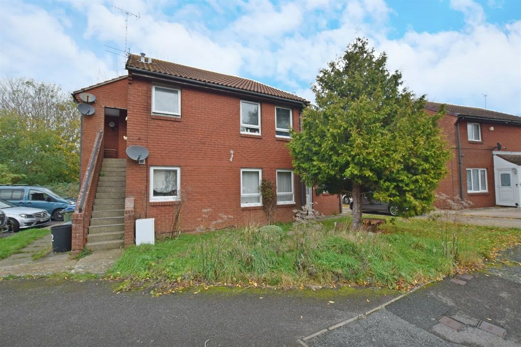 Property photo 1 of 6 (Main)