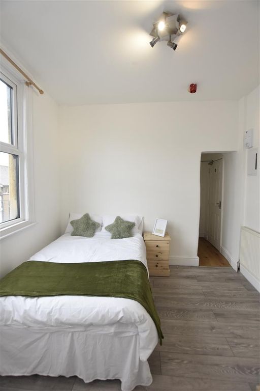 Property photo 2 of 7 Image00007.Jpeg