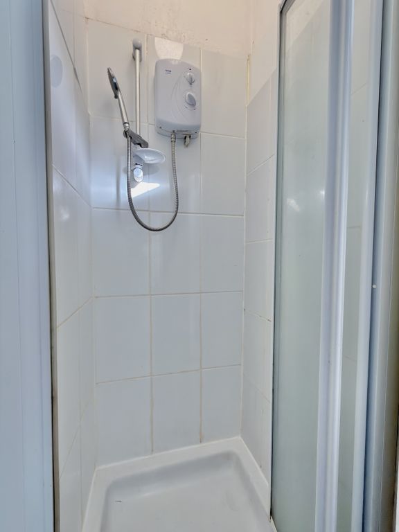 Property photo 3 of 5 Img 3347