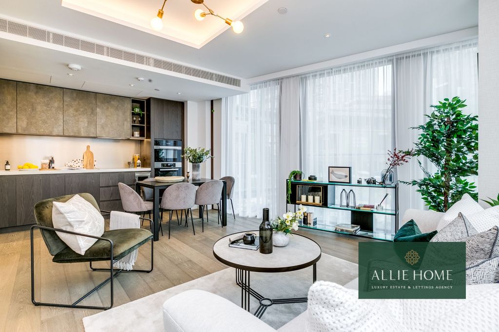 Property photo 2 of 25