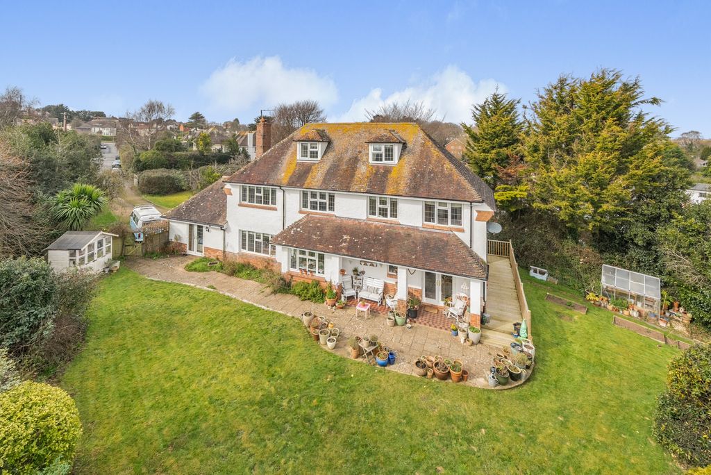 Property photo 1 of 40