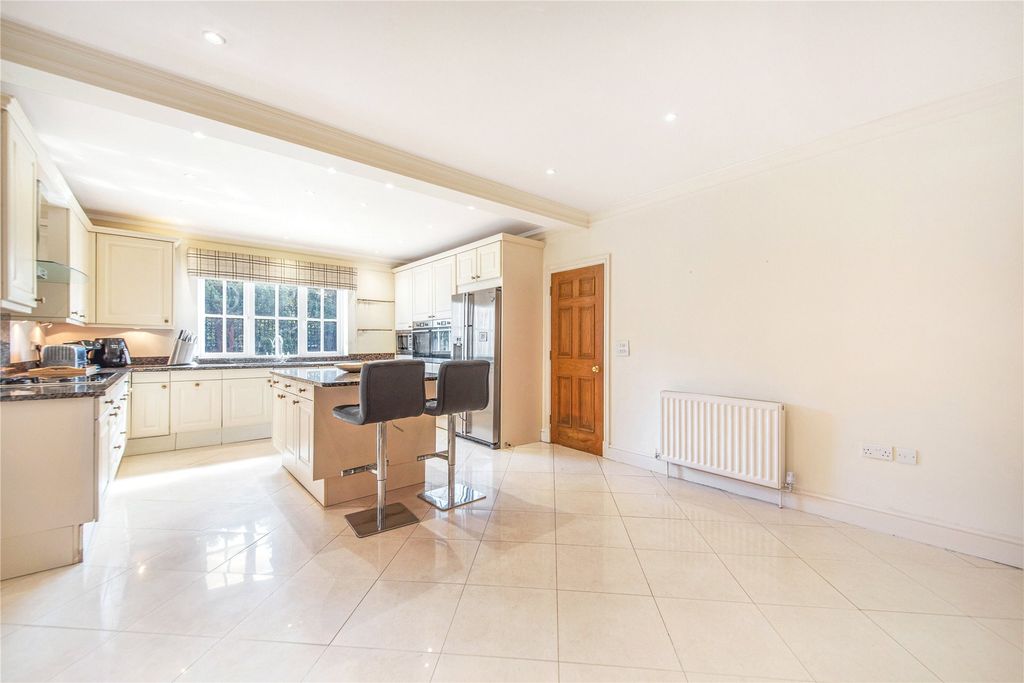 Property photo 3 of 21 Picture No. 77