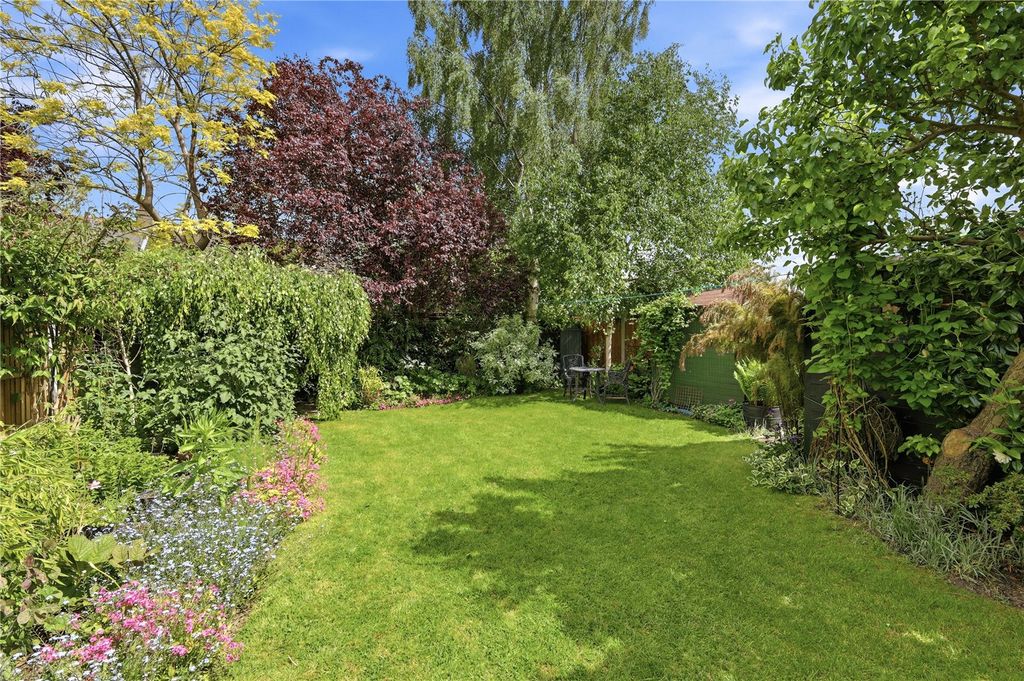 Property photo 2 of 25 Picture No. 39