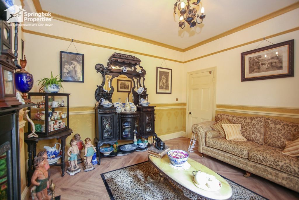 Additional image 5 of 6 bed detached house for saleBritannia Villas, Britannia Terrace, Blackwood, Gwent NP12