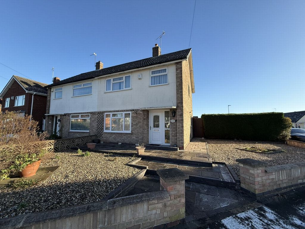 Property photo 1 of 9 Front