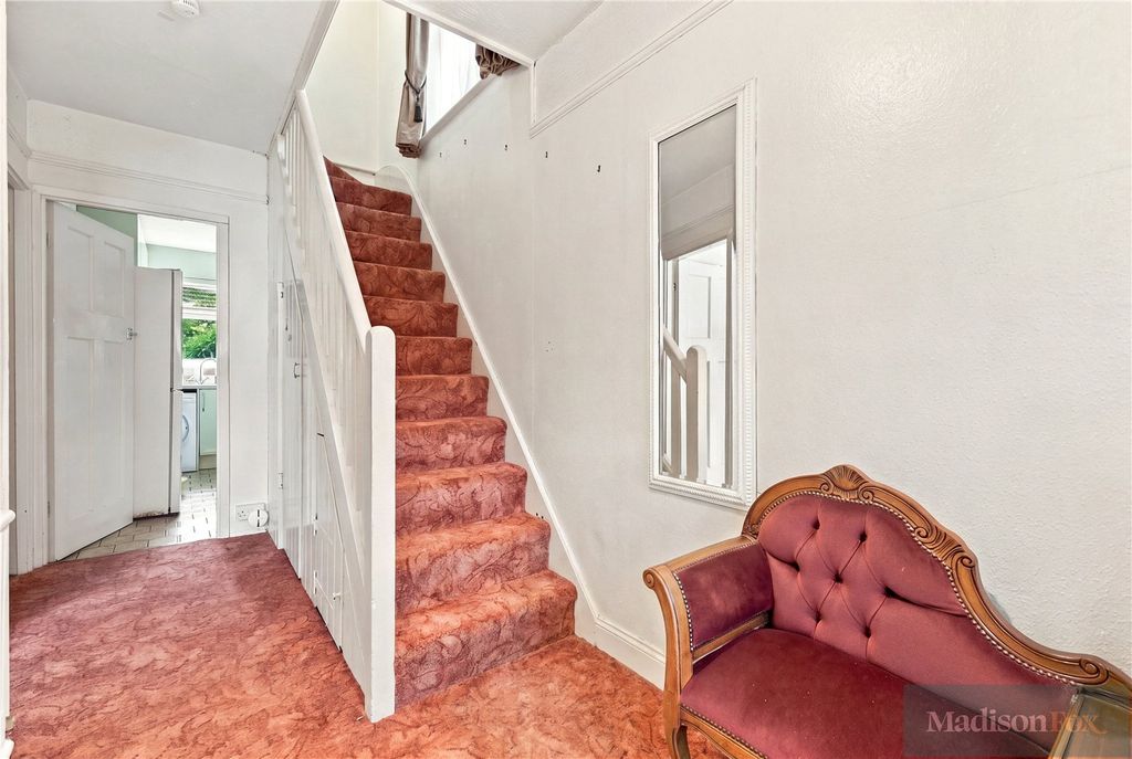 Property photo 2 of 27 Picture No. 20