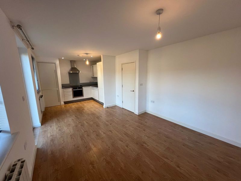Property photo 3 of 19 Photo 9