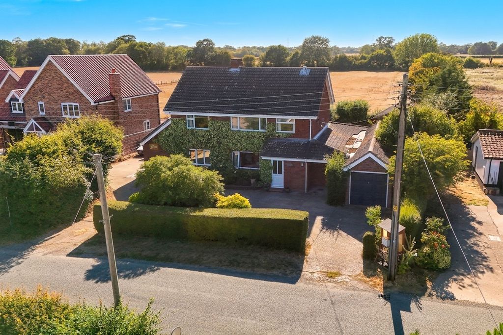 Property photo 1 of 27