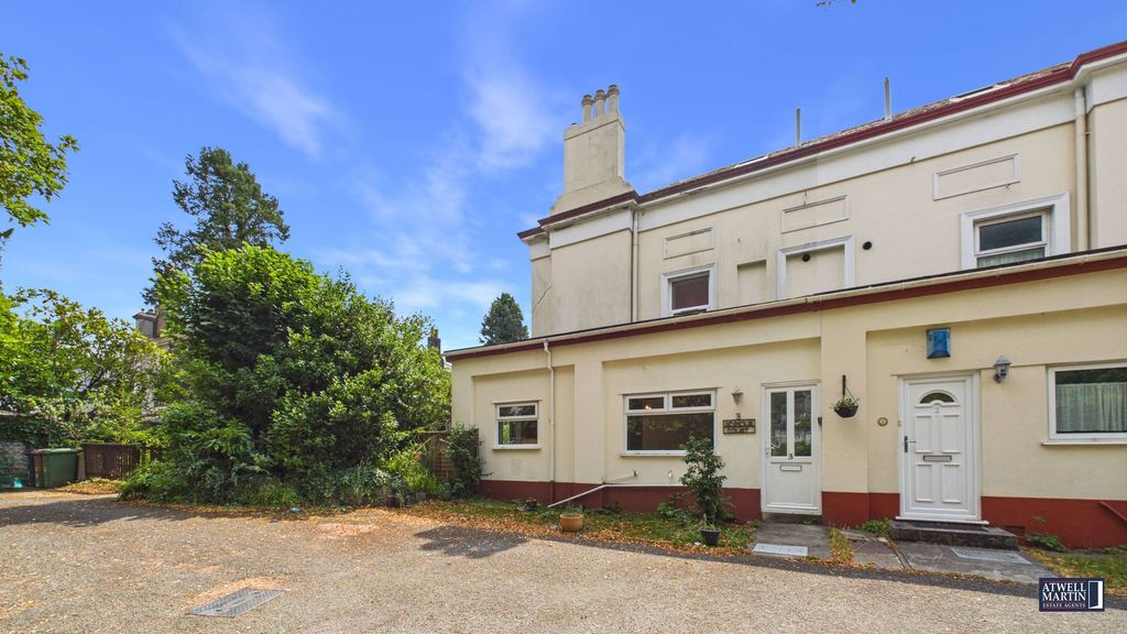 Property photo 1 of 26