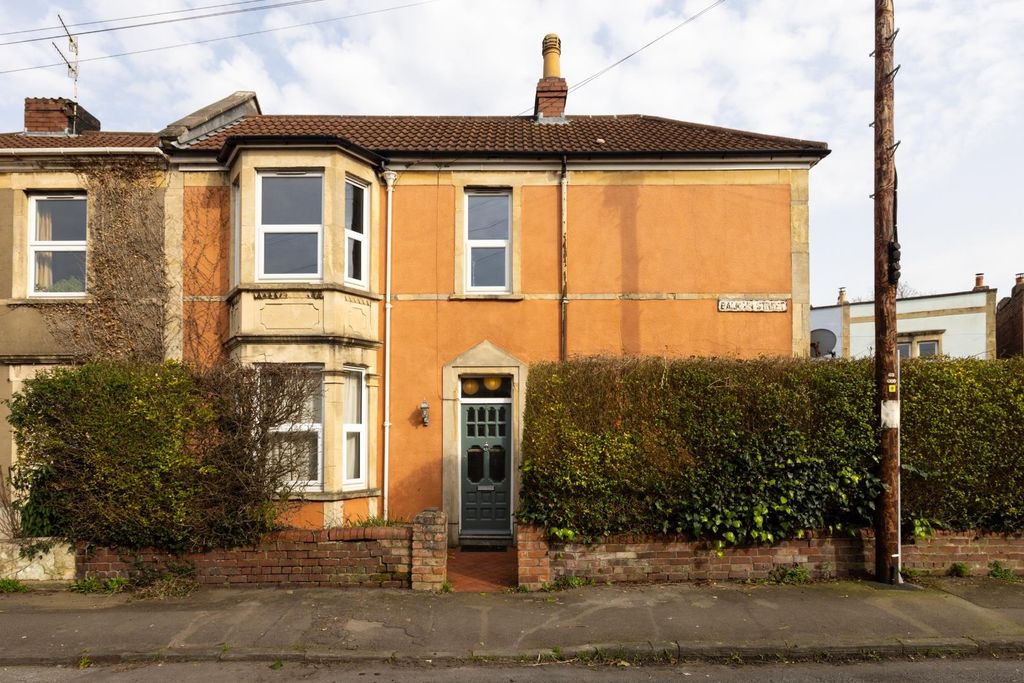 Property photo 2 of 18 2 Balmain Street, Bs4-1.Jpg
