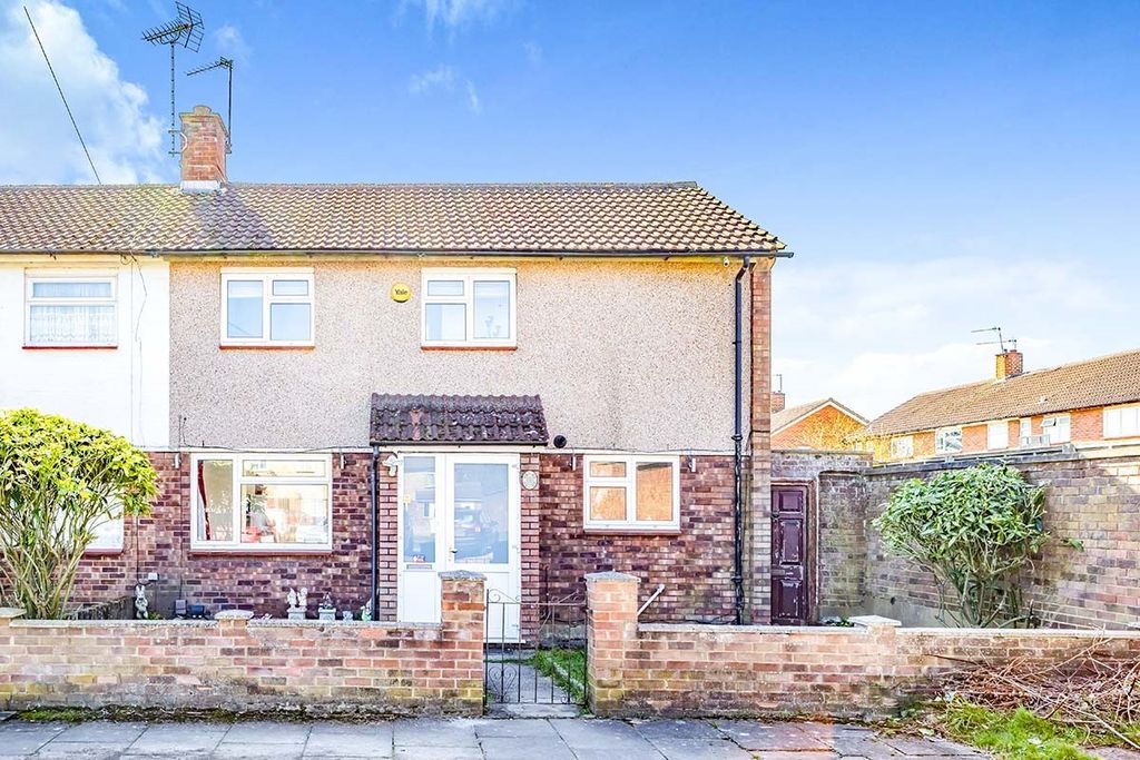 Property photo 3 of 24