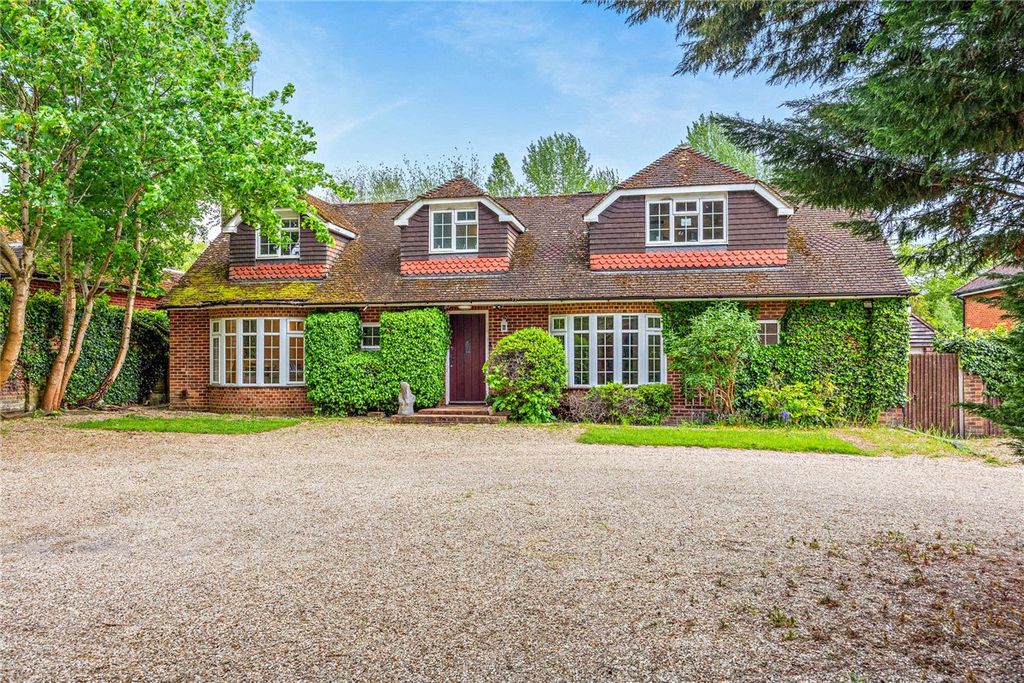 Property photo 1 of 39 Picture No. 13