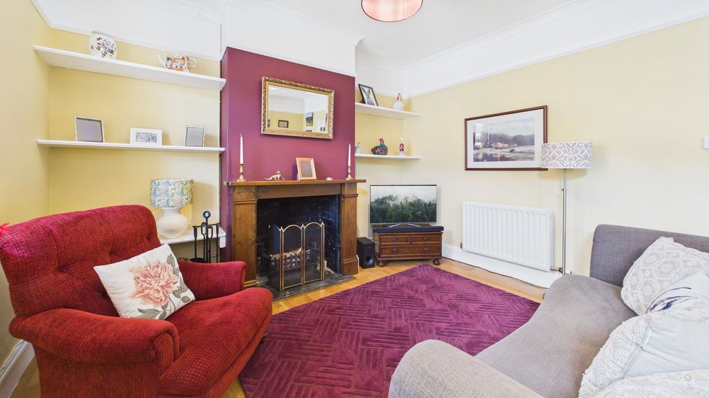 Property photo 2 of 13 Photo 6