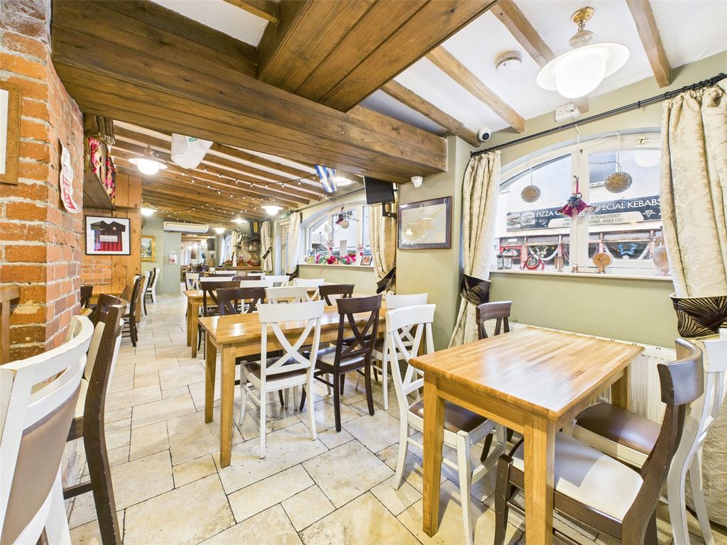 Property photo 3 of 40 Picture No. 16