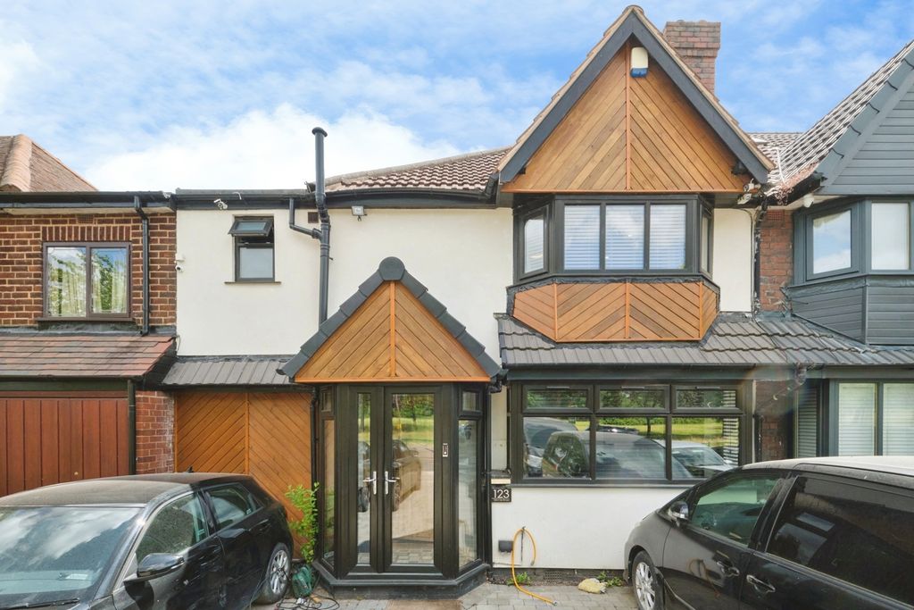 Property photo 1 of 32 Pbox-Img.Jpg