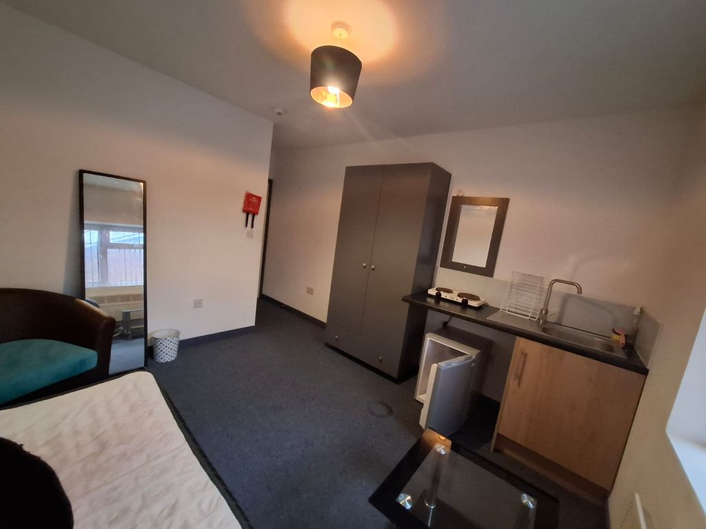Property photo 2 of 3