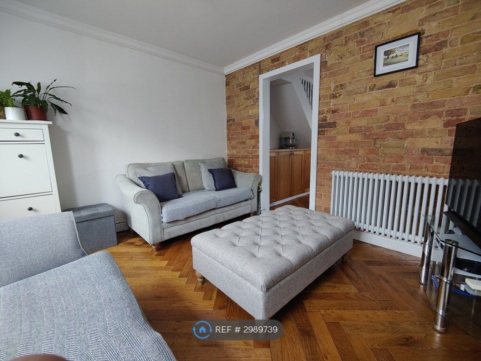 Property photo 1 of 19 Living Room 1