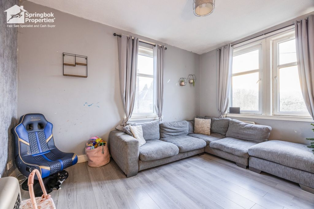 Property photo 2 of 11 Image 1