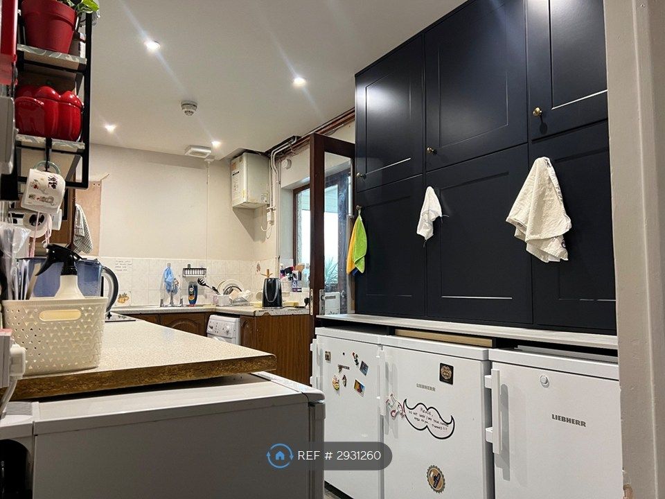 Property photo 2 of 5
