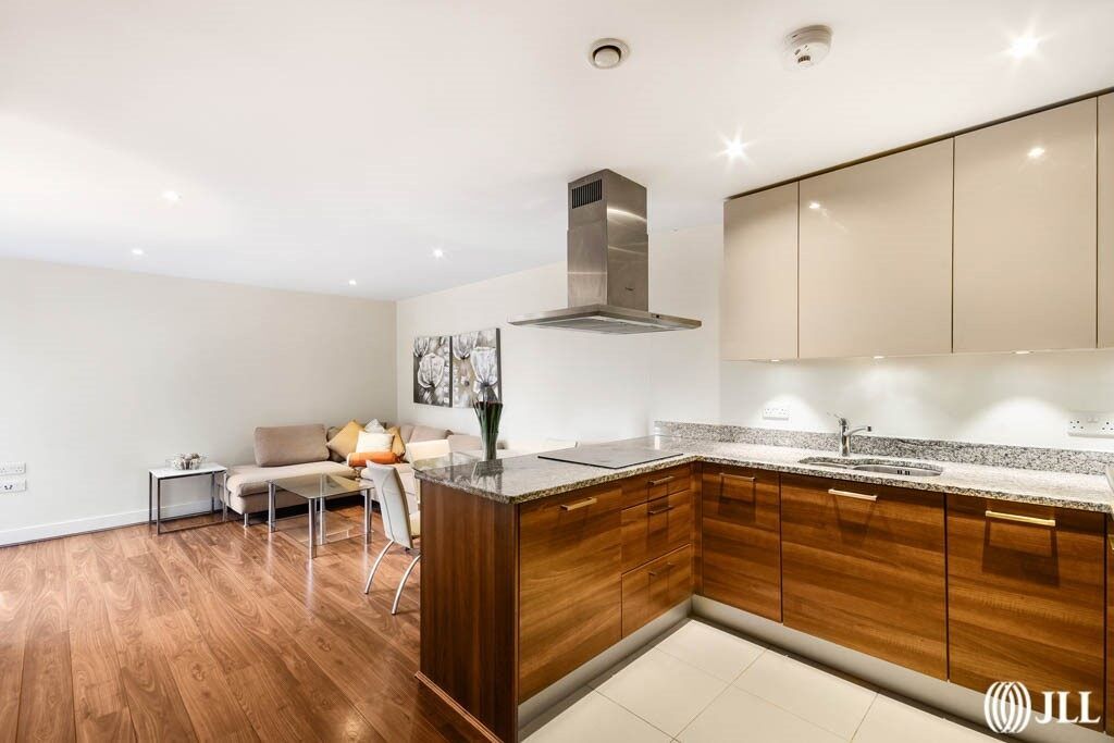 Property photo 1 of 15 13