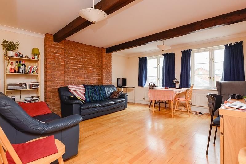 Property photo 2 of 7 2279894