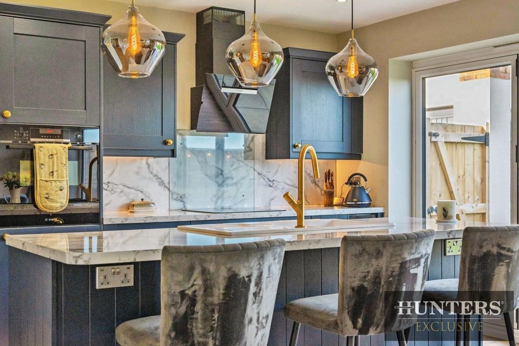 Property photo 3 of 31 40B2d19E-Dsc_5875.Jpg