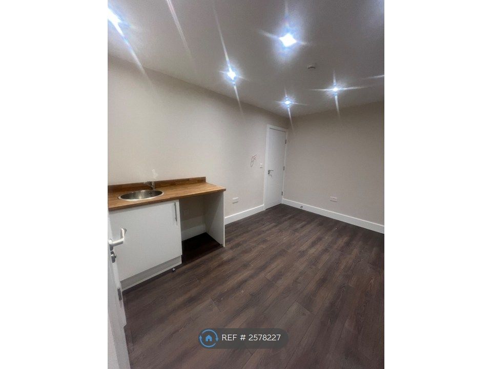 Property photo 2 of 3