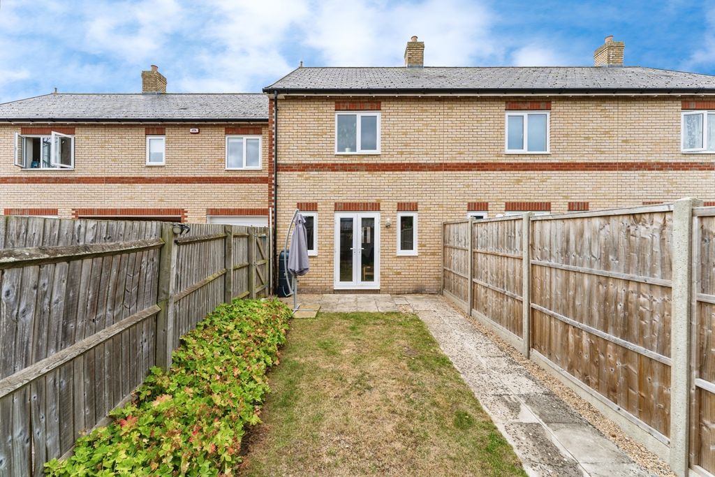 Property photo 3 of 17 Photo