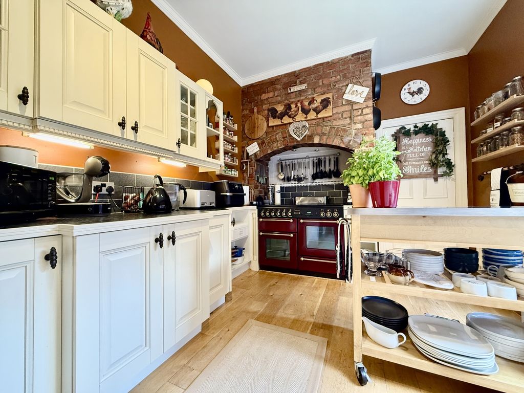 Property photo 3 of 15 Img_0726