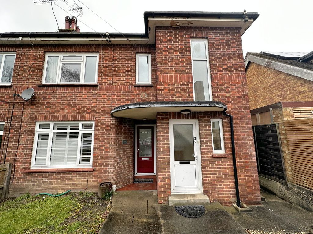 Property photo 1 of 12