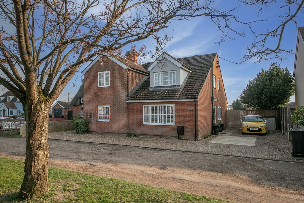 Property photo 1 of 33
