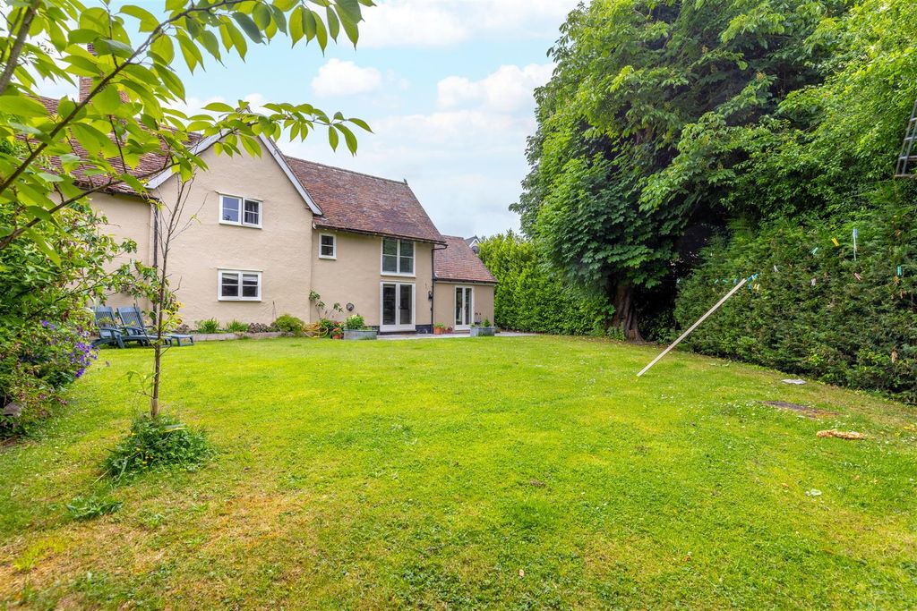 Property photo 3 of 27 825A1160-Hdr.Jpg
