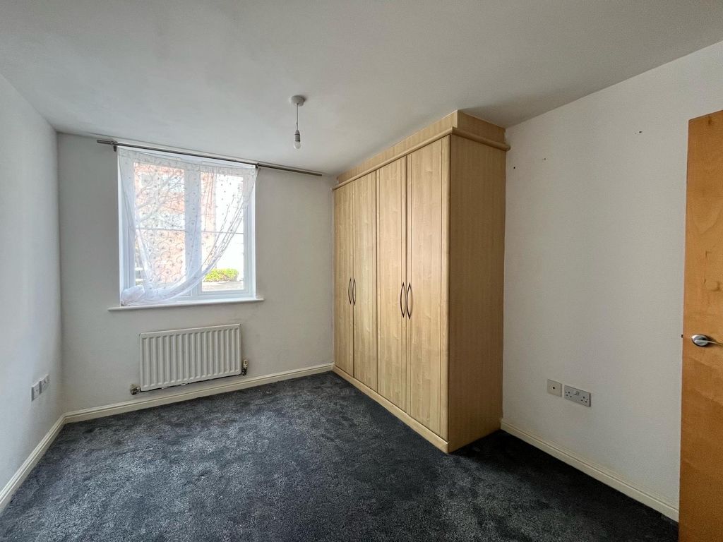 Property photo 3 of 9