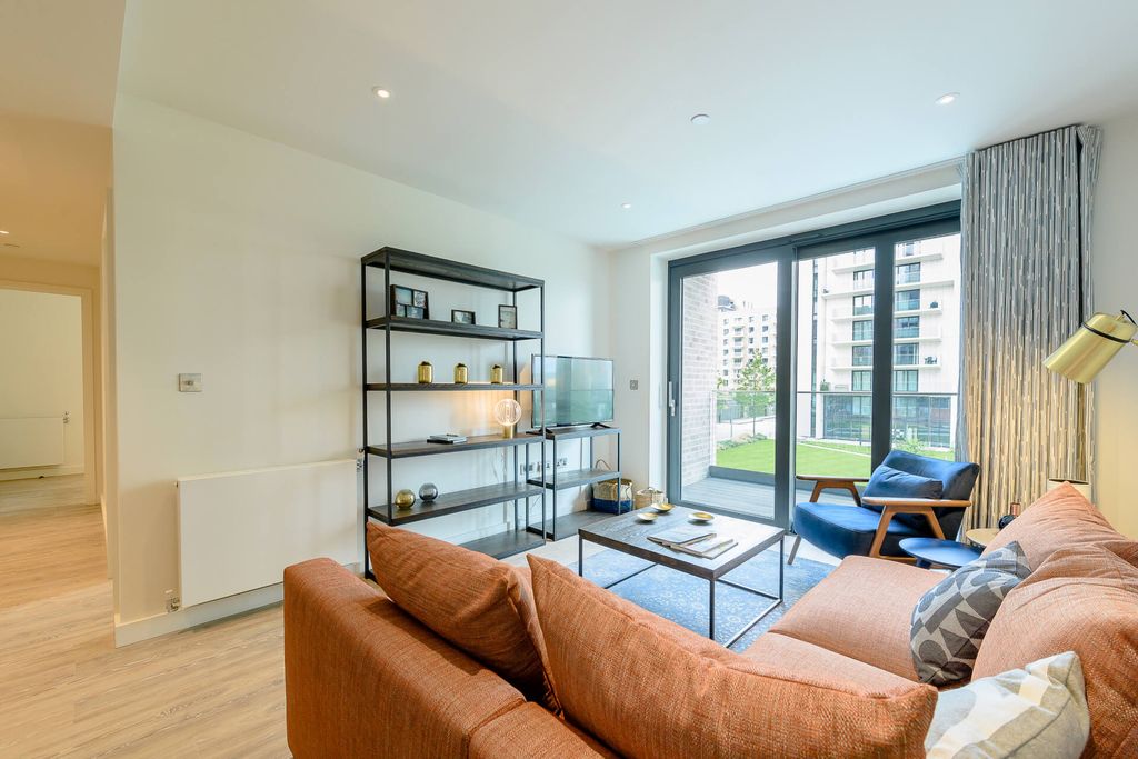 Property photo 2 of 14 1B1832598136954F3665d3B5Afa1