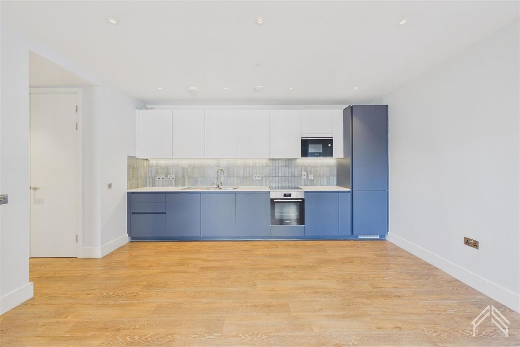 Property photo 2 of 16 2.Jpg