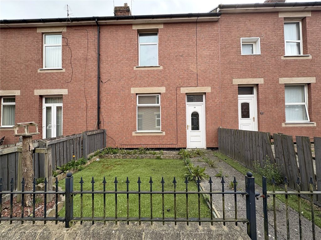 Property photo 1 of 11 Picture No. 01