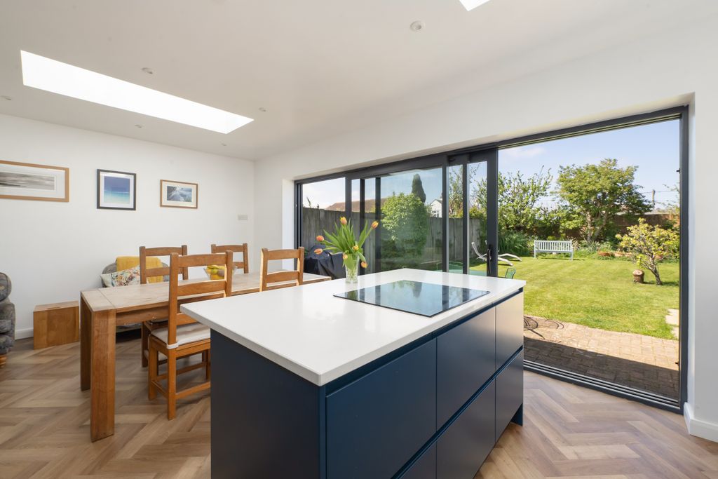 Property photo 1 of 15 Kitchen / Dining Room