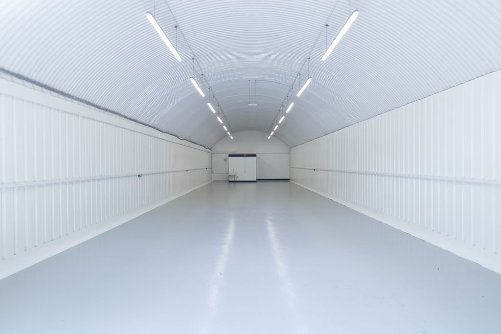 Property photo 3 of 4 The Front Of An Arch.