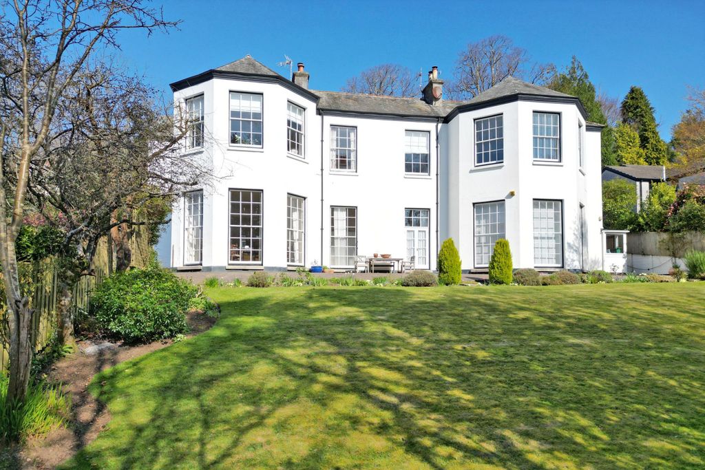 Property photo 1 of 11 Photo 1