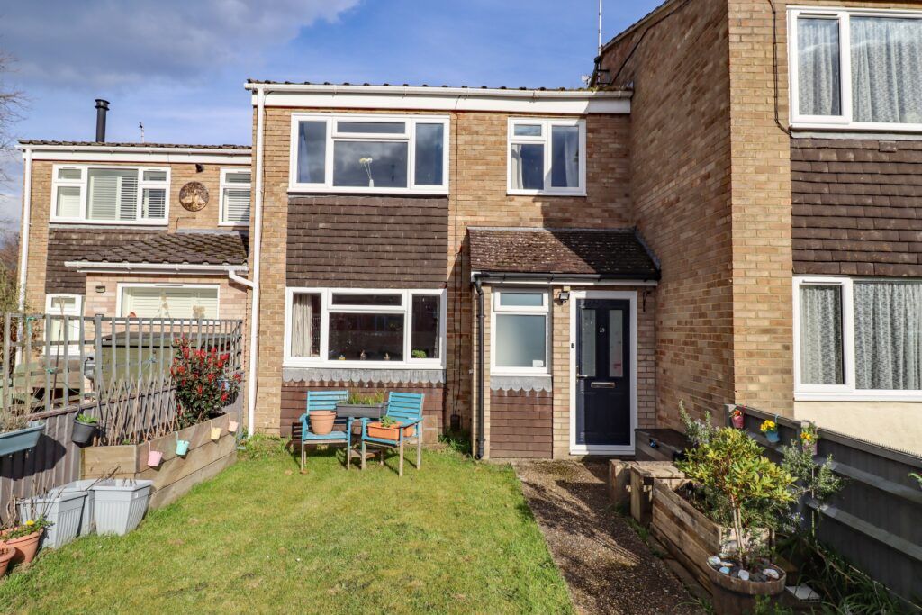 Property photo 1 of 9