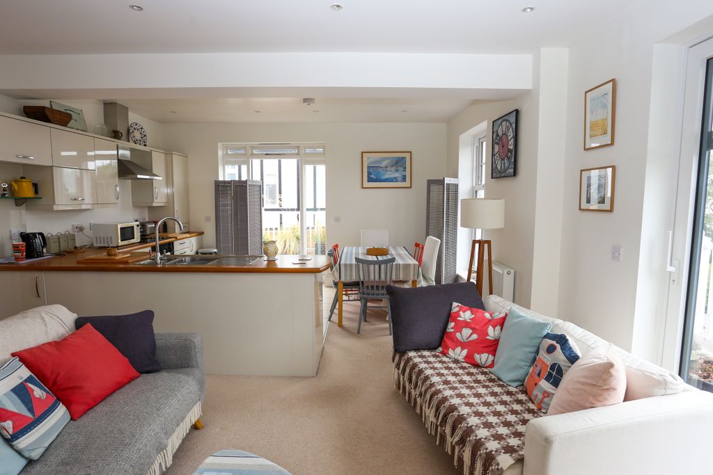 Property photo 2 of 16 Img_4236