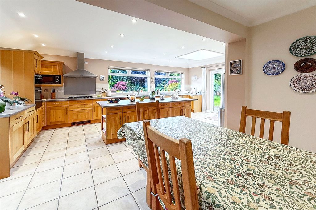 Additional image 22 of 4 bed detached house for saleChurch Street, Littlehampton, West Sussex BN17