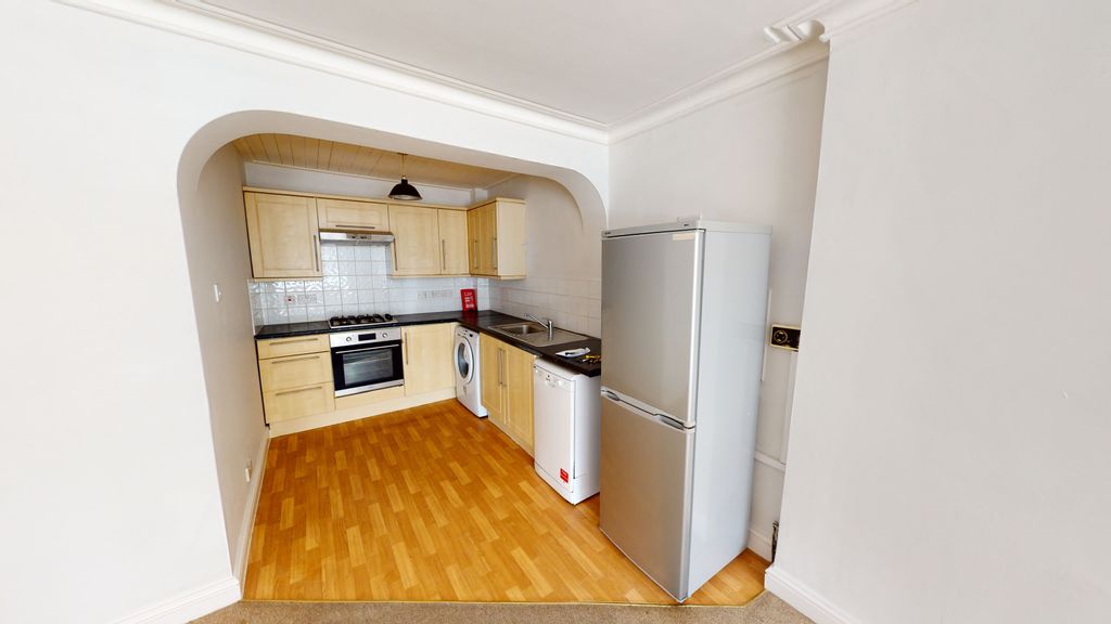 Property photo 1 of 6 19-West-Park-0721202